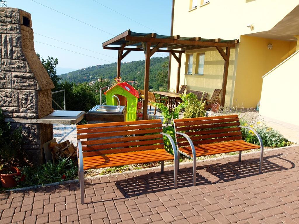 Apartments Jakov Матульи Экстерьер фото