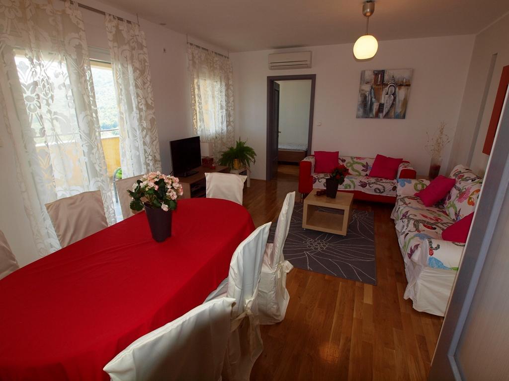 Apartments Jakov Матульи Экстерьер фото