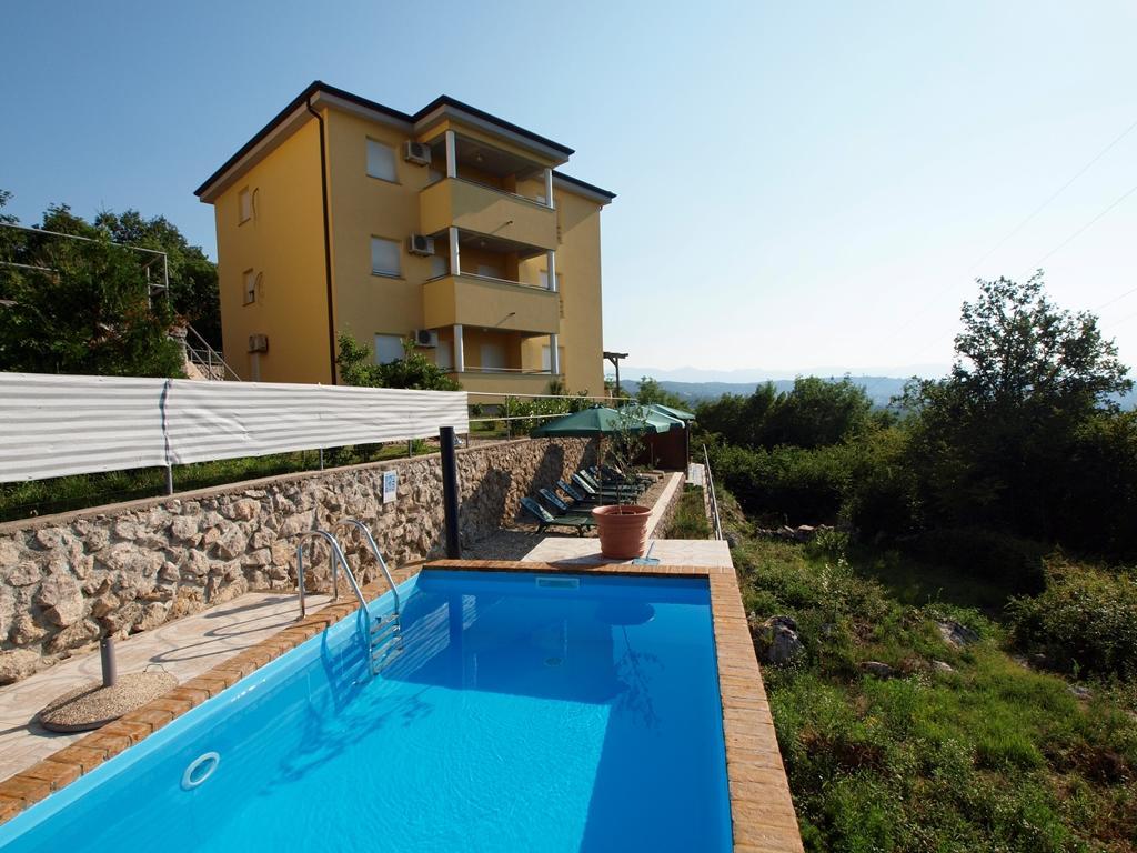 Apartments Jakov Матульи Экстерьер фото