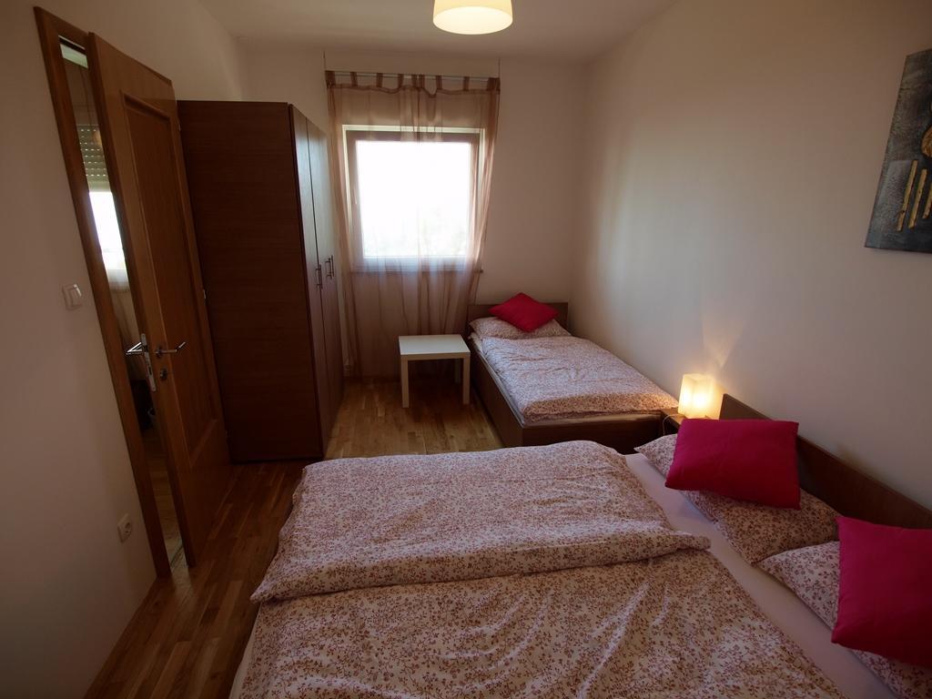 Apartments Jakov Матульи Экстерьер фото