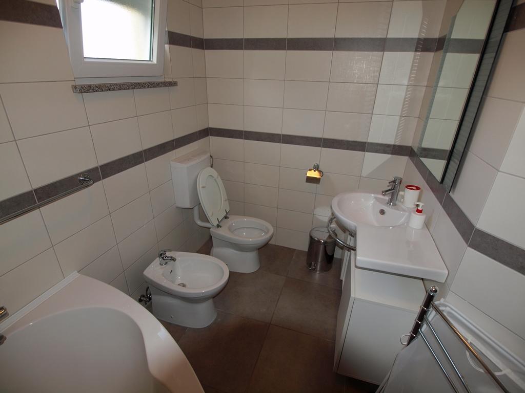 Apartments Jakov Матульи Экстерьер фото