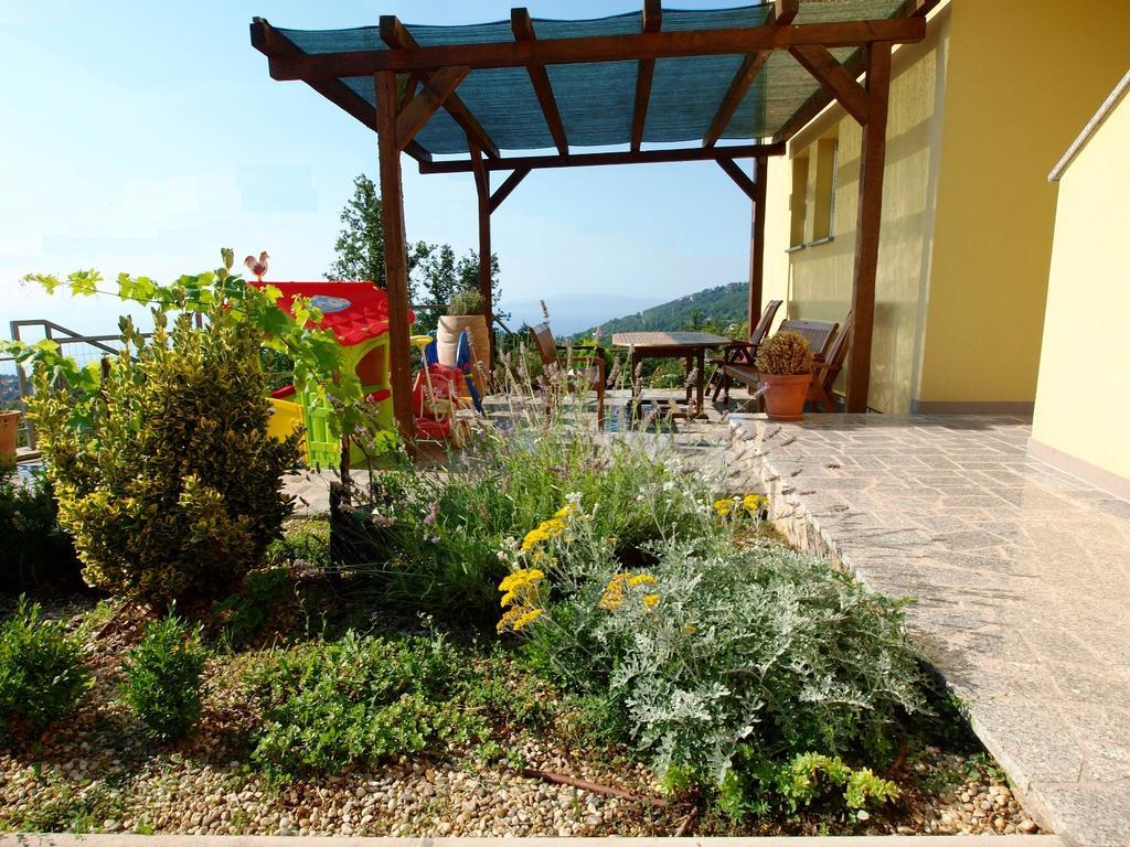 Apartments Jakov Матульи Экстерьер фото