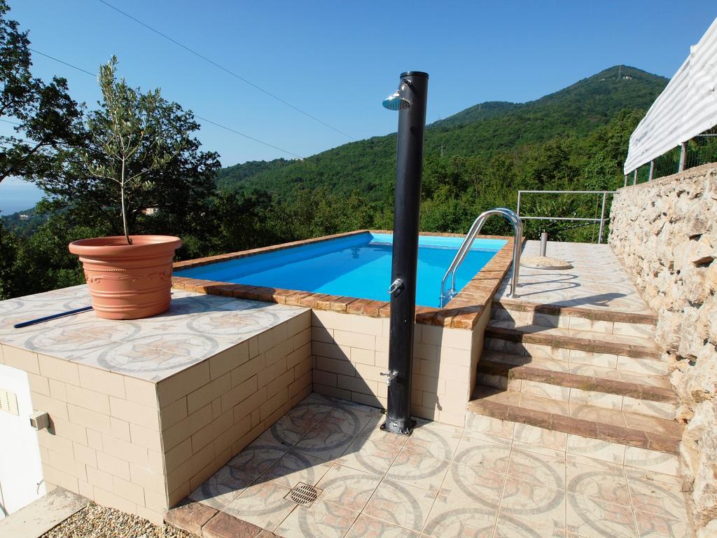 Apartments Jakov Матульи Экстерьер фото