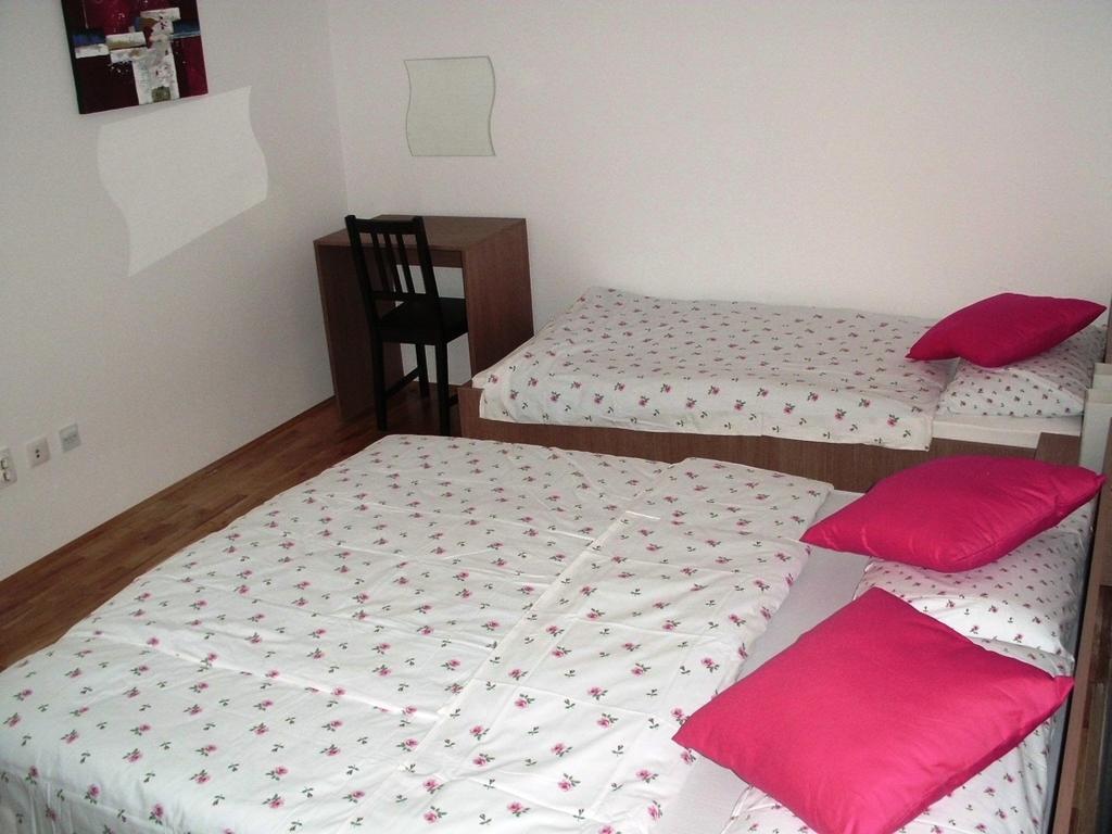 Apartments Jakov Матульи Экстерьер фото