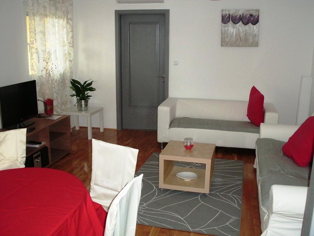 Apartments Jakov Матульи Экстерьер фото
