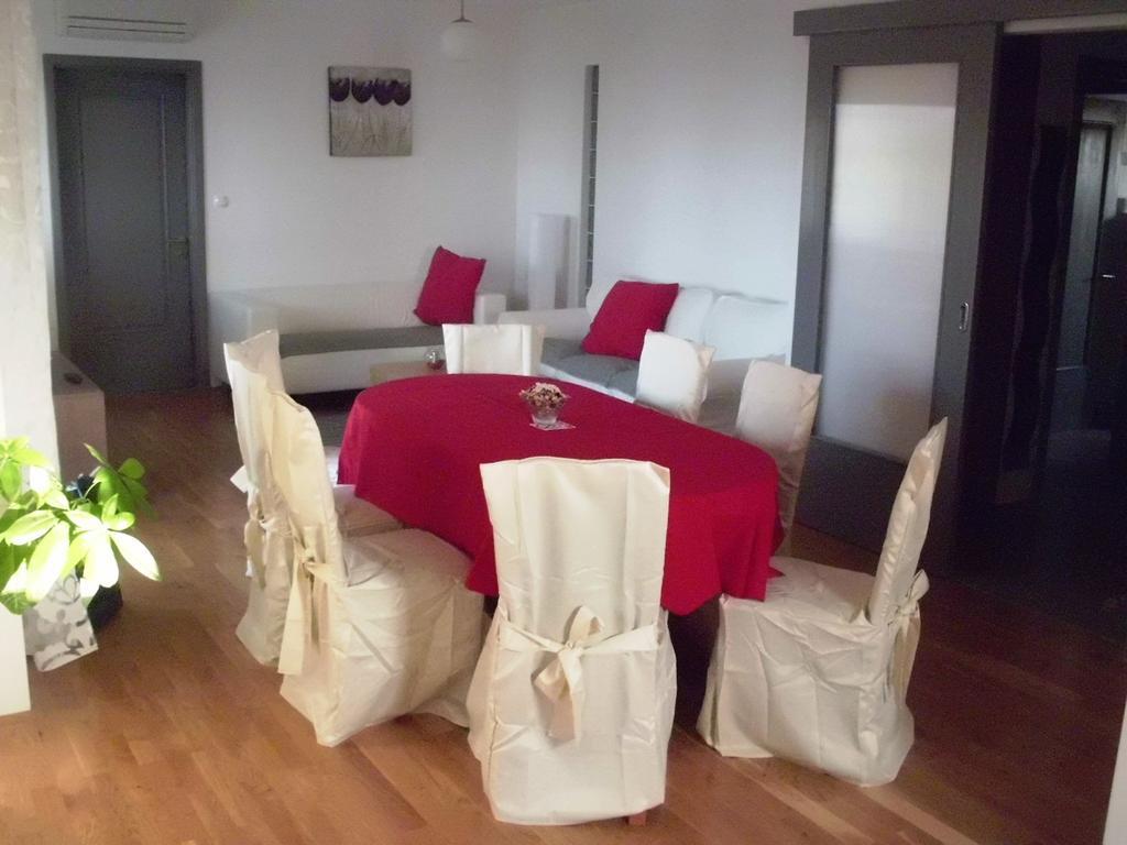 Apartments Jakov Матульи Экстерьер фото